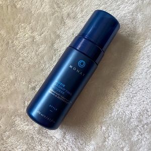 Monat moxie mousse